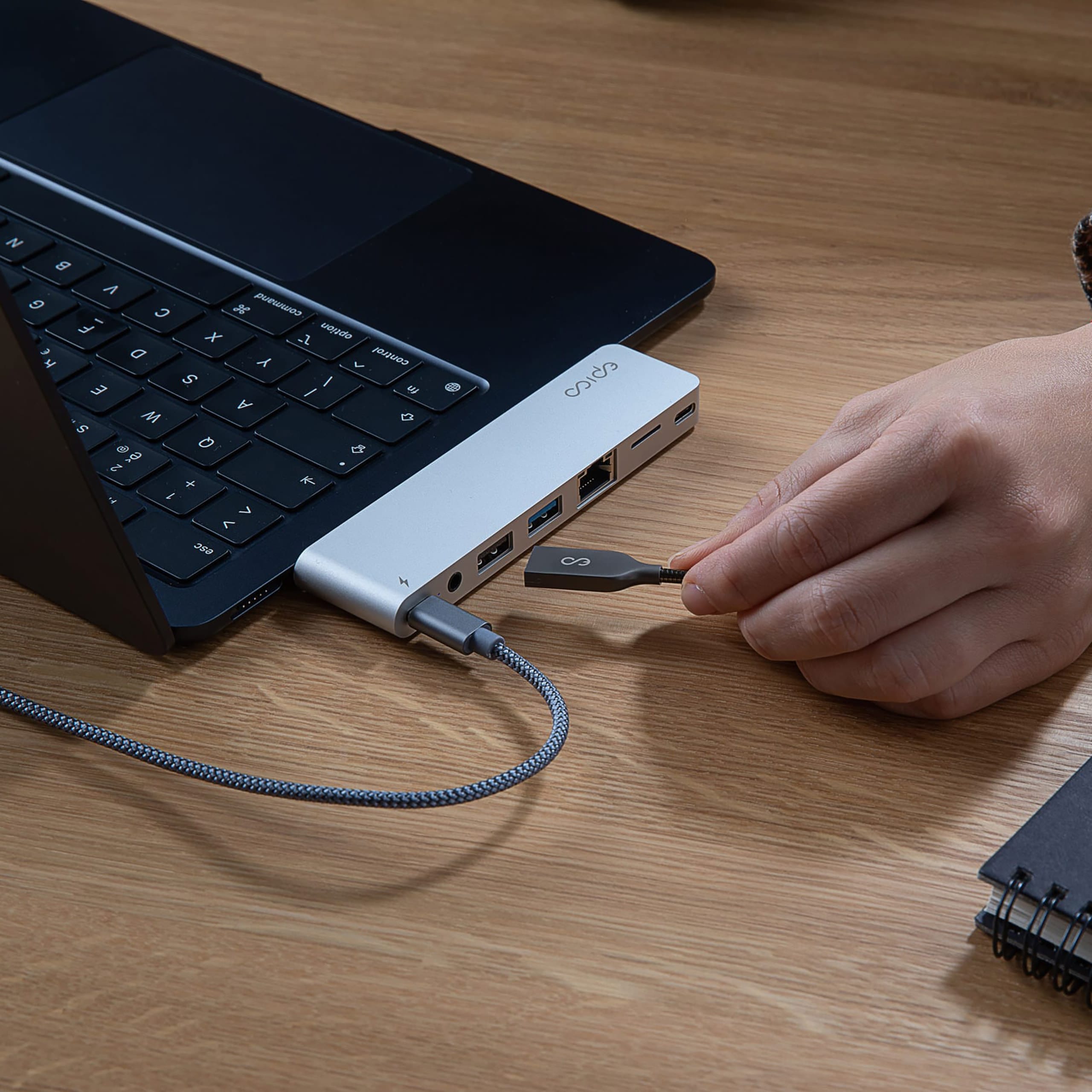 Epico USB-C Hub Pro III (Magsafe Kompatibel)